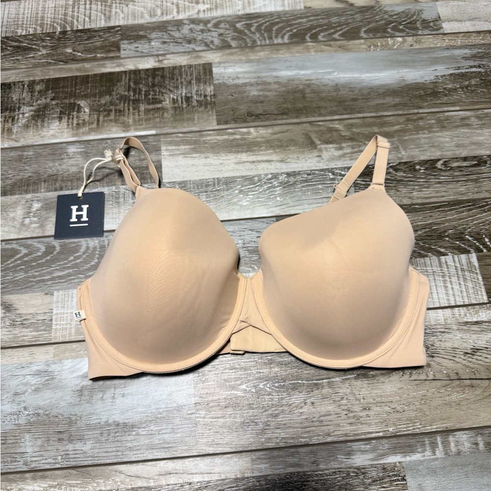 Harper Wilde Nude Beige Bra Size 40DD Lined Clasp